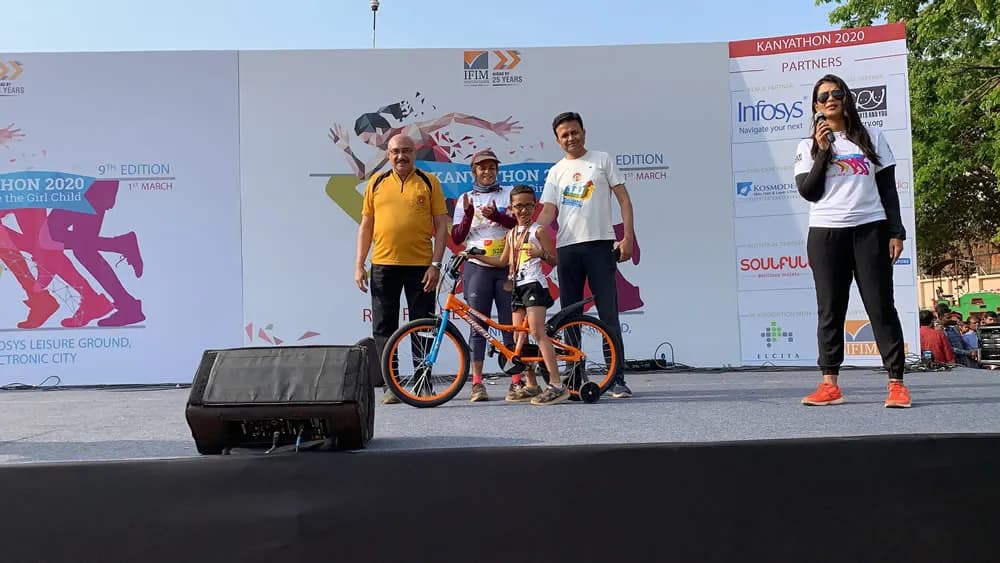Daiwik awarded bicycle for 5K in 22 minutes