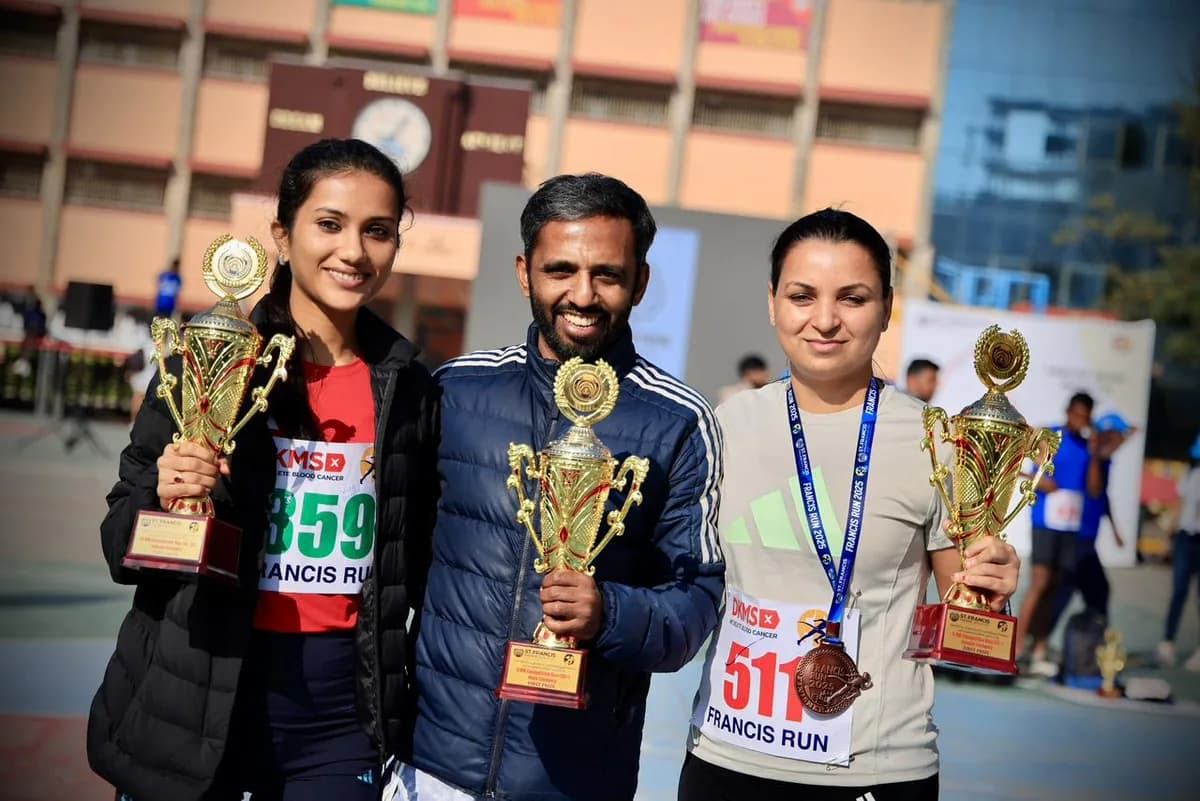 Coach Vikas with his Runpundit athletes